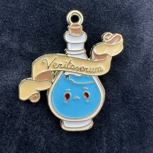 Set Of 4 Magical Potion Bottle Enamel Charms Pendants Necklace Bracelet - Picture 5 of 10